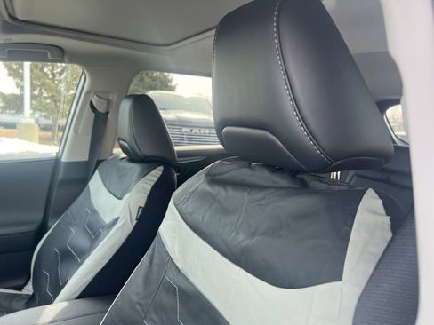 Used 2025 Toyota RAV4 Limited image 10