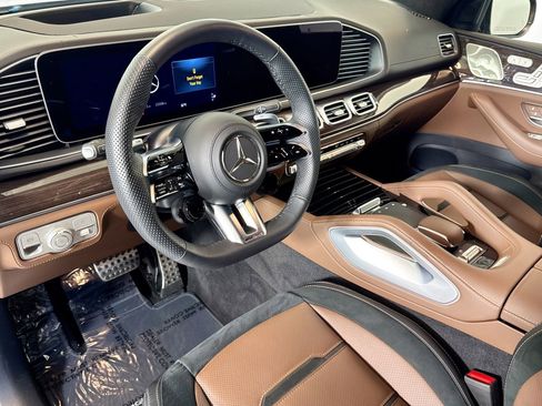 Certified 2024 Mercedes-Benz GLS 63 AMG 4MATIC image 9