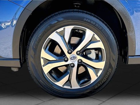 Used 2022 Subaru Outback Limited AWD/4WD image 10