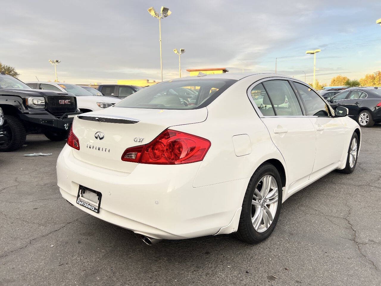 Used 2013 INFINITI G37 Journey w/ Premium Pkg RWD image 7