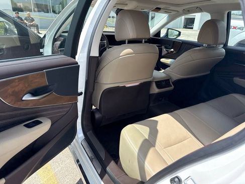 Used 2018 Lexus LS 500 AWD image 15