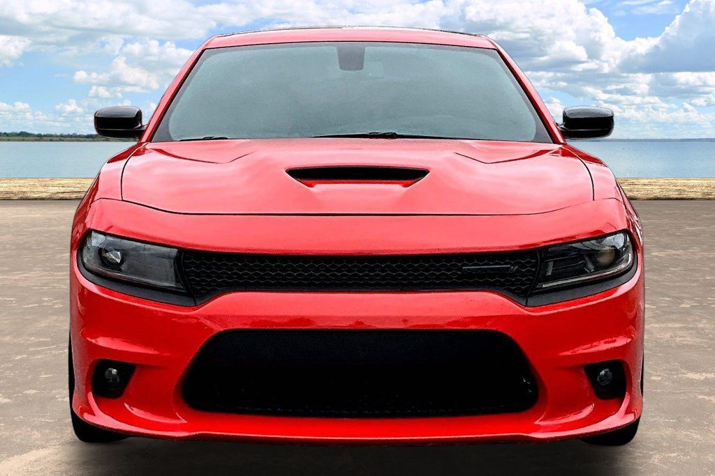 Used 2022 Dodge Charger R/T w/ Blacktop Package RWD image 2
