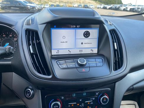 Used 2019 Ford Escape SE FWD image 19