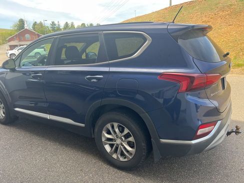 Used 2020 Hyundai Santa Fe SE AWD/4WD image 4