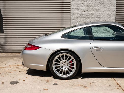 Used 2009 Porsche 911 Carrera S RWD image 18