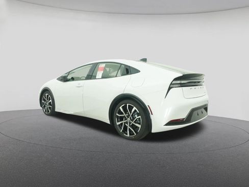 New 2026 Toyota Prius Plug-In Hybrid image 21