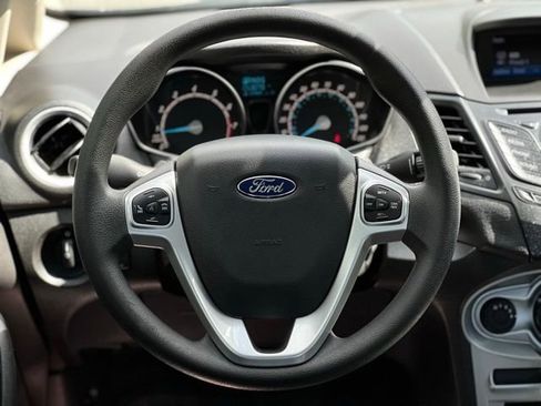 Used 2019 Ford Fiesta SE FWD image 30