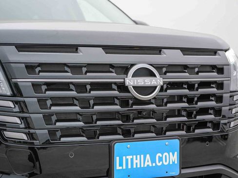 New 2026 Nissan Pathfinder SL w/ Cargo Package FWD image 5