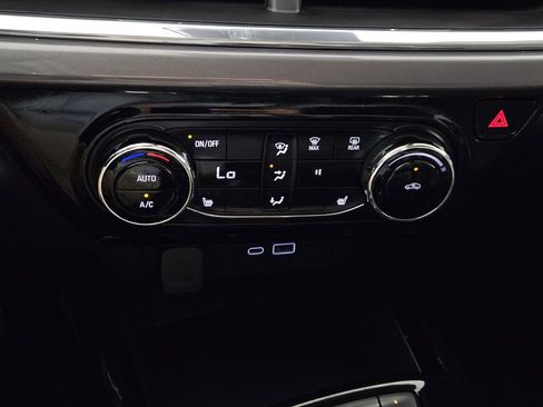 Used 2025 Chevrolet Trax ACTIV w/ Driver Confidence Package image 15