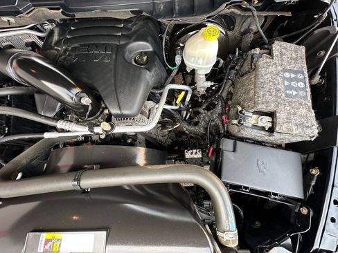 Used 2014 RAM 1500 Limited AWD/4WD image 31