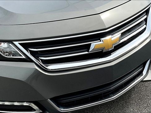 Used 2018 Chevrolet Impala LT w/ LT Leather Package FWD image 33