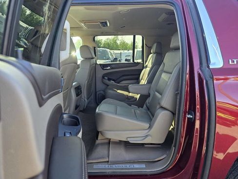 Used 2016 Chevrolet Suburban LTZ image 11