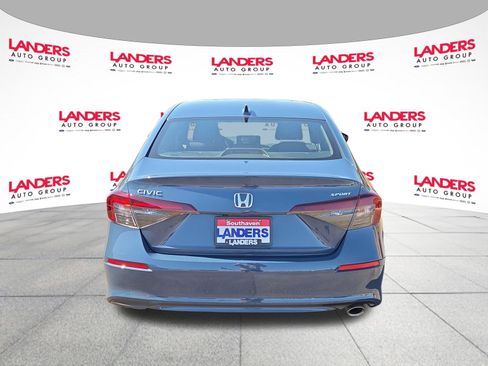 Used 2025 Honda Civic Sport image 4