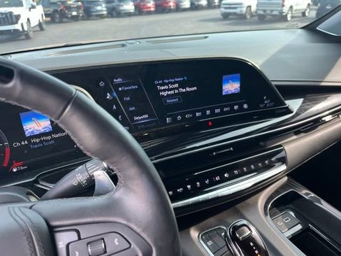 Used 2023 Cadillac Escalade V AWD/4WD image 26