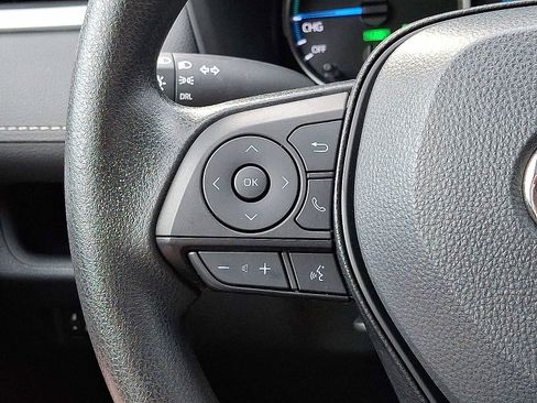 Used 2022 Toyota RAV4 LE image 20