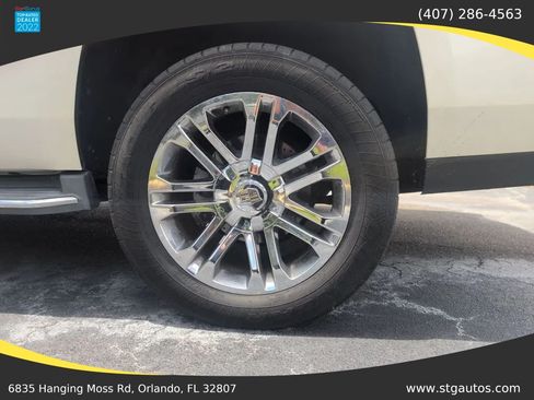 Used 2015 Cadillac Escalade 2WD image 32