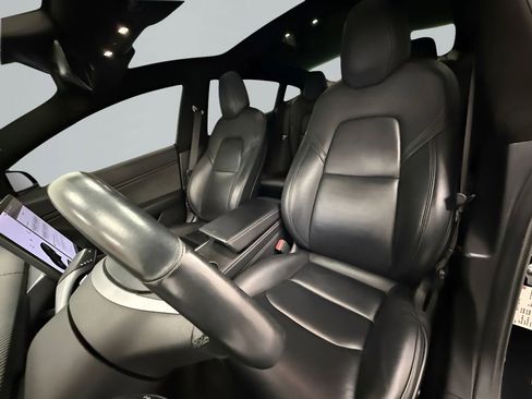 Used 2018 Tesla Model 3 Long Range image 10