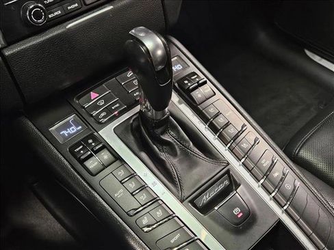 Used 2017 Porsche Macan S image 11