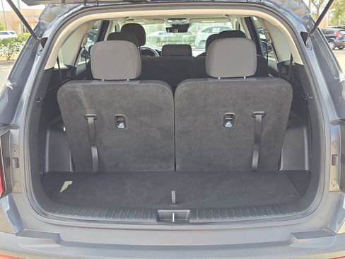 Certified 2023 Kia Sorento LX image 10