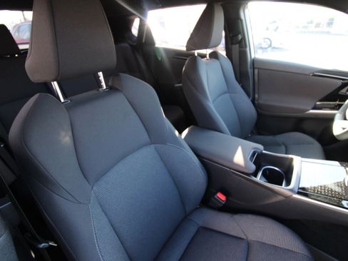 Used 2025 Subaru Solterra Premium image 22