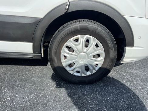 Used 2023 Ford Transit 350 XLT image 11