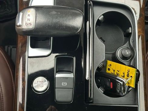 Used 2016 Audi A8 L 4.0T w/ Cold Weather Package image 36