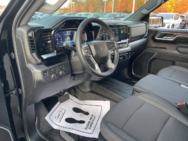 Used 2026 Chevrolet Silverado 1500 RST w/ RST Select Package AWD/4WD image 10