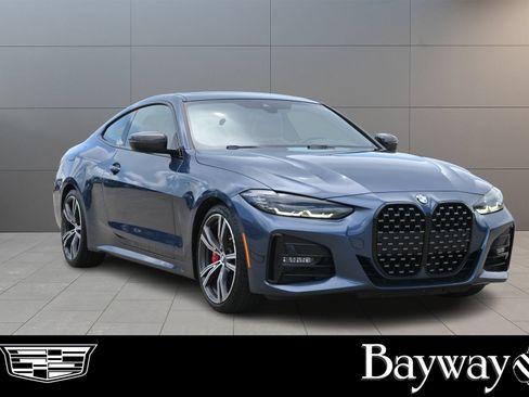 Used 2022 BMW 430i Coupe w/ M Sport Package RWD image 4