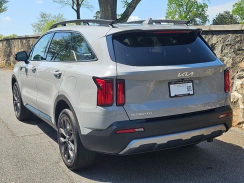 Used 2023 Kia Sorento SX Prestige AWD/4WD image 12