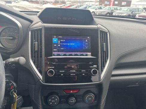 Used 2019 Subaru Crosstrek 2.0i Premium w/ Eyesight System image 20