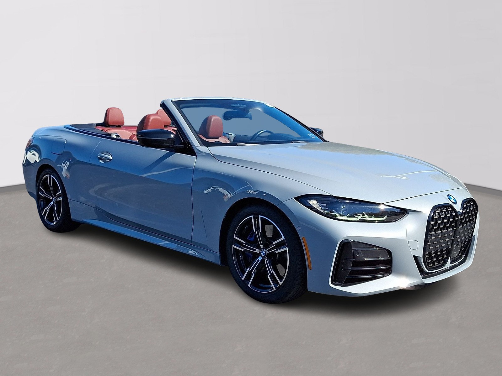 Used 2022 BMW M440i Convertible RWD image 4