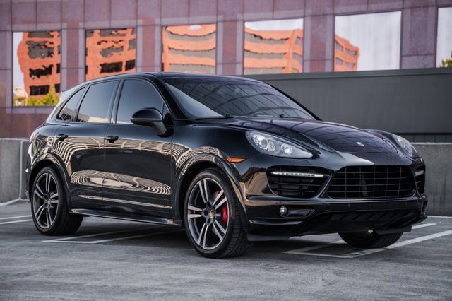 Used 2014 Porsche Cayenne GTS AWD/4WD image 51