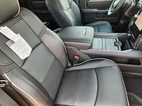 New 2026 RAM 2500 Limited image 26