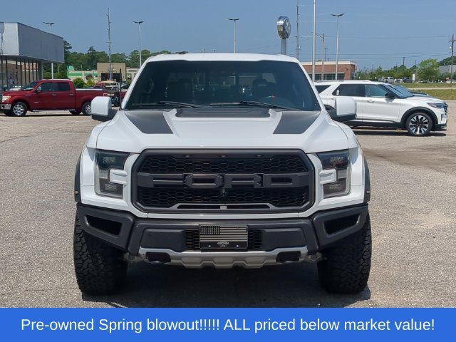 Used 2018 Ford F150 Raptor w/ Equipment Group 802A Luxury AWD/4WD image 16