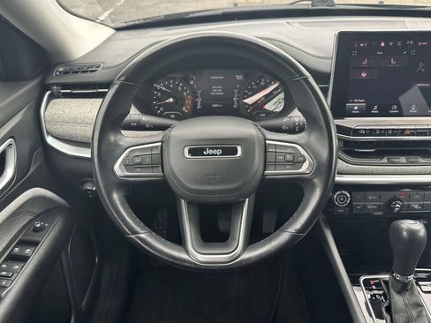 Used 2022 Jeep Compass Latitude AWD/4WD image 15