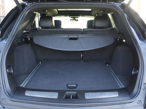 Used 2025 Cadillac XT5 Premium Luxury image 51