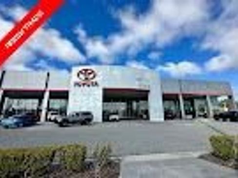 Used 2015 Toyota Corolla S image 3