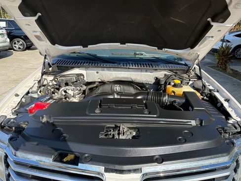 Used 2016 Lincoln Navigator L Reserve image 35