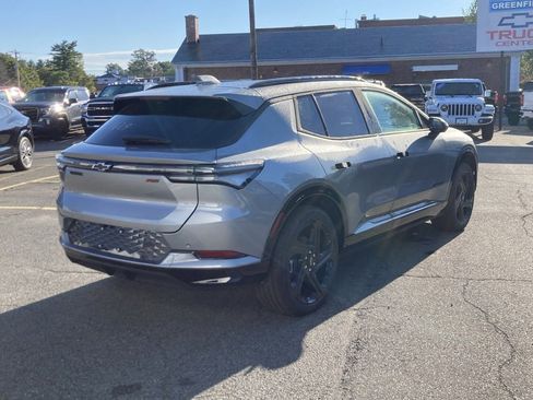 New 2025 Chevrolet Equinox EV RS w/ Convenience Package II image 7