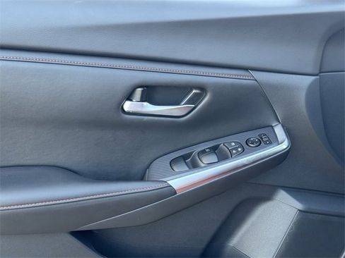 Used 2024 Nissan Sentra SR image 25