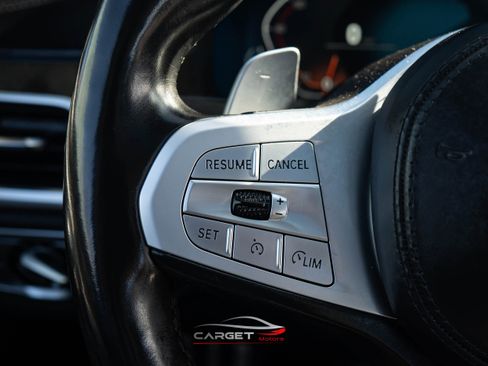 Used 2021 BMW 750i xDrive xDrive M-Sport w/ Executive Package image 25