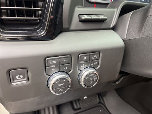 New 2026 GMC Sierra 2500 AT4 w/ AT4 Premium Plus Package image 12