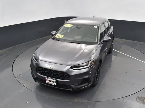 Used 2023 Honda HR-V LX image 44