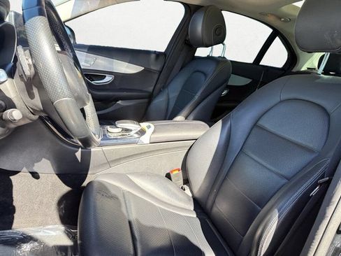 Used 2016 Mercedes-Benz C 300 4MATIC Sedan image 9