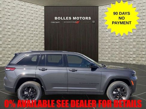 New 2026 Jeep Grand Cherokee Altitude AWD/4WD image 1