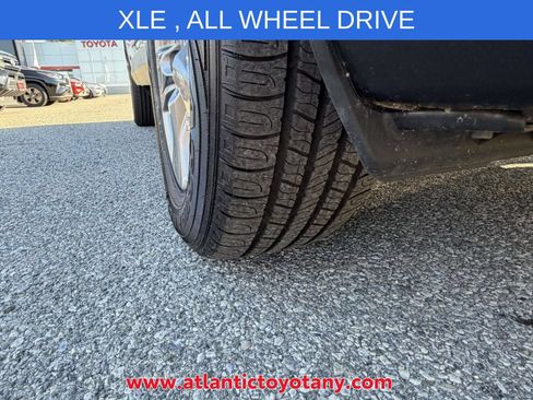 Certified 2024 Toyota RAV4 XLE AWD/4WD image 35