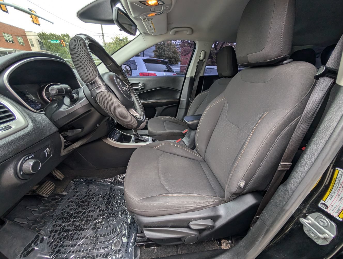Used 2021 Jeep Compass Sport FWD image 15