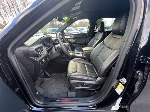 Used 2023 Ford Explorer ST w/ Technology Package image 10