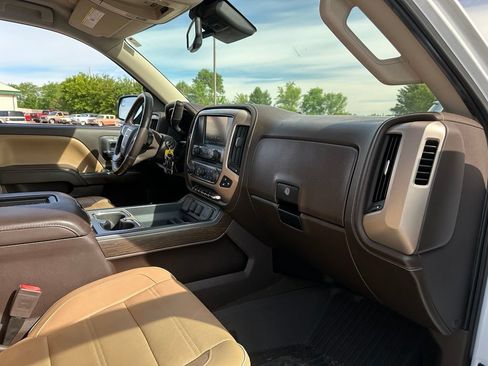 Used 2017 GMC Sierra 1500 Denali AWD/4WD image 29