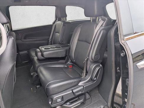 Used 2023 Honda Odyssey EX-L image 18